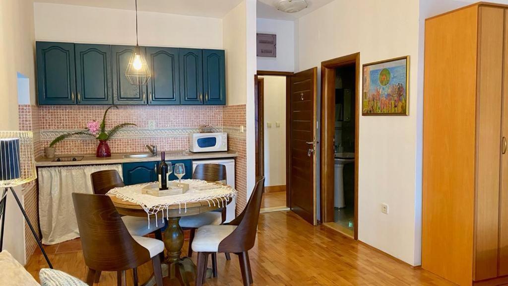 Apartments Nautica Херцег-Новий Екстер'єр фото